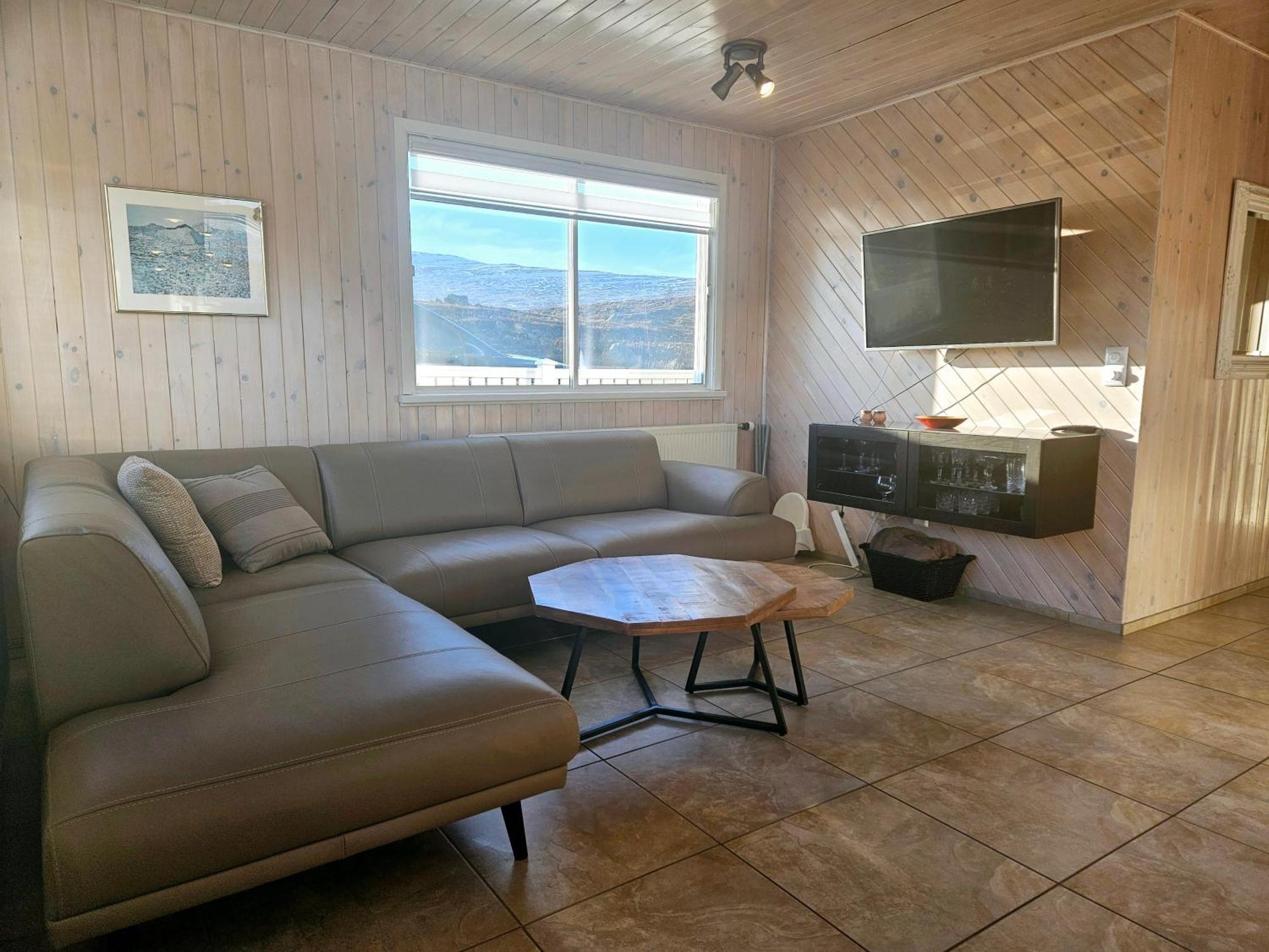 Aurora Vacation Homes Fagravik Akureyri Room photo